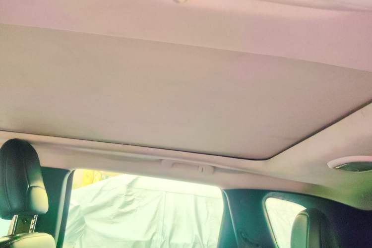 Used Jeep Cherokee 2016 2.4L Leading Smart Version Headliner