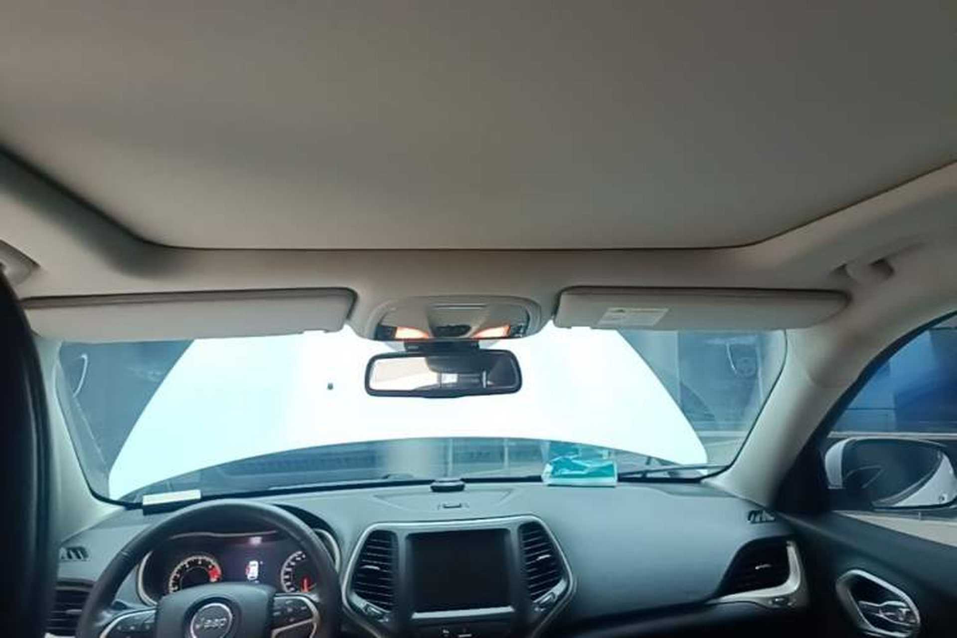 Used Jeep Cherokee 2016 2.4L Professional Smart Version Headliner