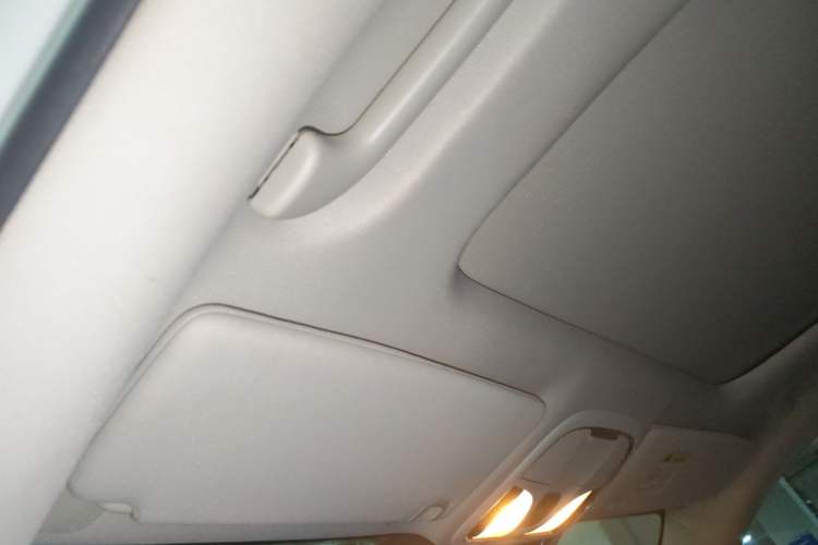 Used Jeep Cherokee 2016 2.4L Professional Edition Headliner