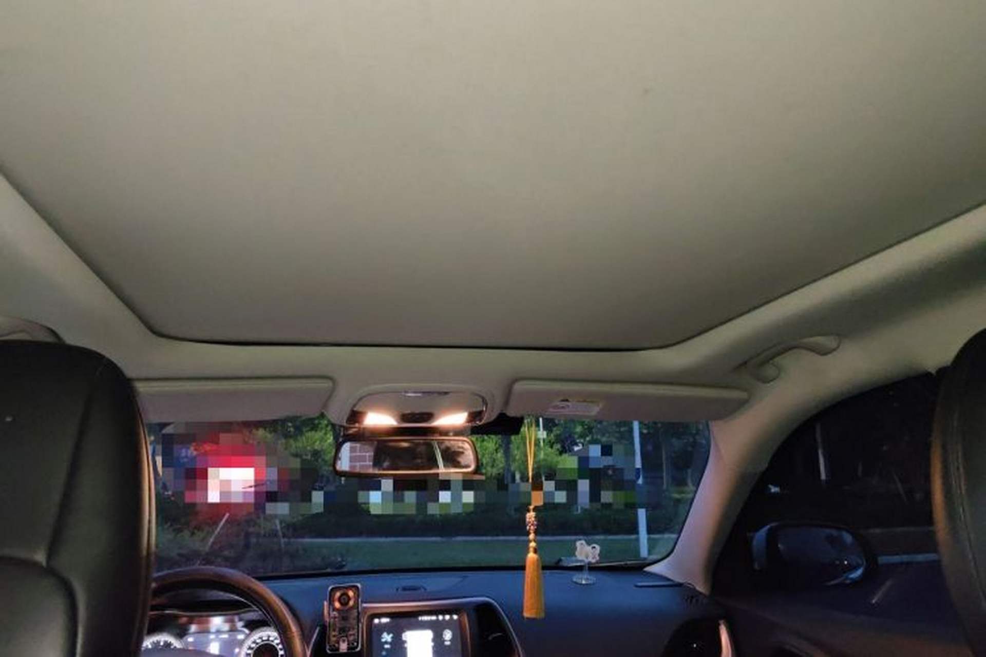 Used Jeep Cherokee 2016 2.4L Leading Smart Version Headliner
