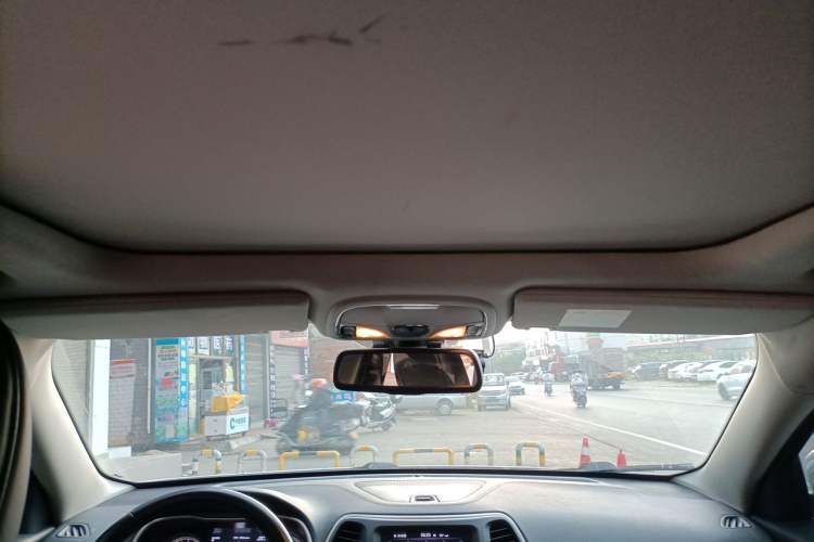 Used Jeep Cherokee 2016 2.4L Leading Smart Version Headliner