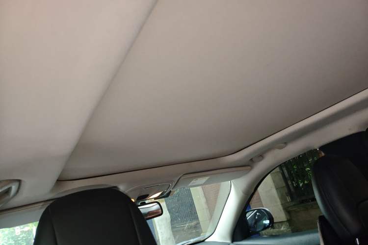 Used Jeep Cherokee 2016 2.4L Leading Edition Headliner