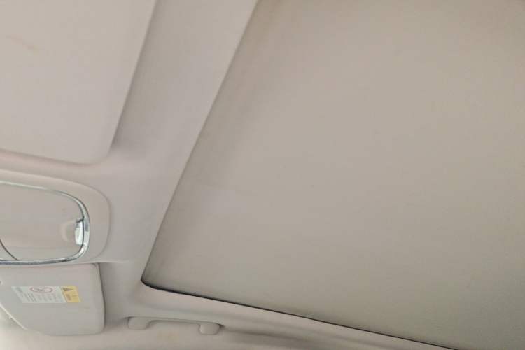 Used Jeep Cherokee 2016 2.0L Superior Edition Headliner