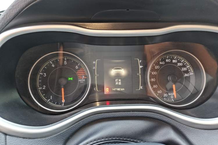 Used Jeep Cherokee 2016 2.4L Leading Edition Instrument Cluster