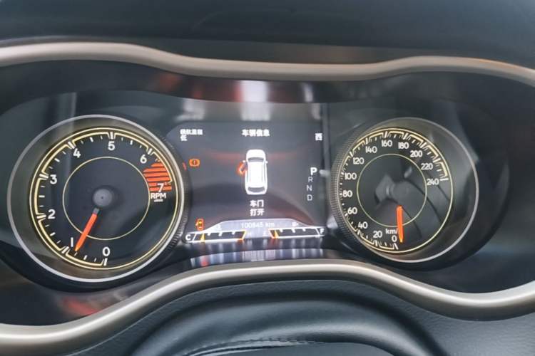 Used Jeep Cherokee 2016 2.0L Superior Edition Instrument Cluster
