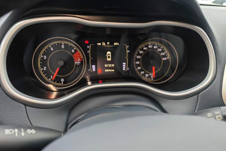 Used Jeep Cherokee 2016 2.4L Leading Edition Instrument Cluster