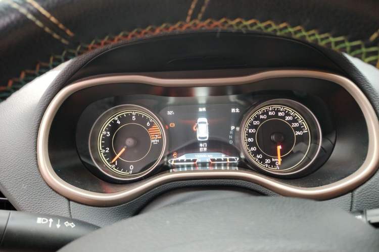 Used Jeep Cherokee 2016 2.0L Superior Edition Instrument Cluster
