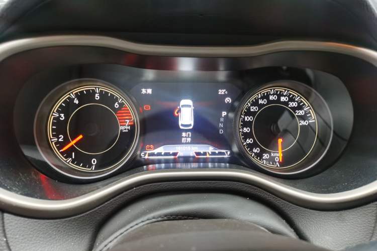 Used Jeep Cherokee 2016 2.0L Superior Edition Instrument Cluster