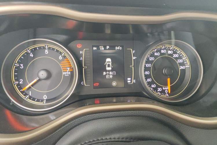 Used Jeep Cherokee 2016 2.0L Leading Edition Instrument Cluster