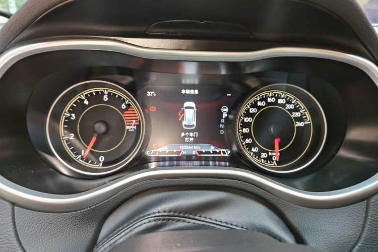 Used Jeep Cherokee 2016 2.0L Superior Edition Instrument Cluster