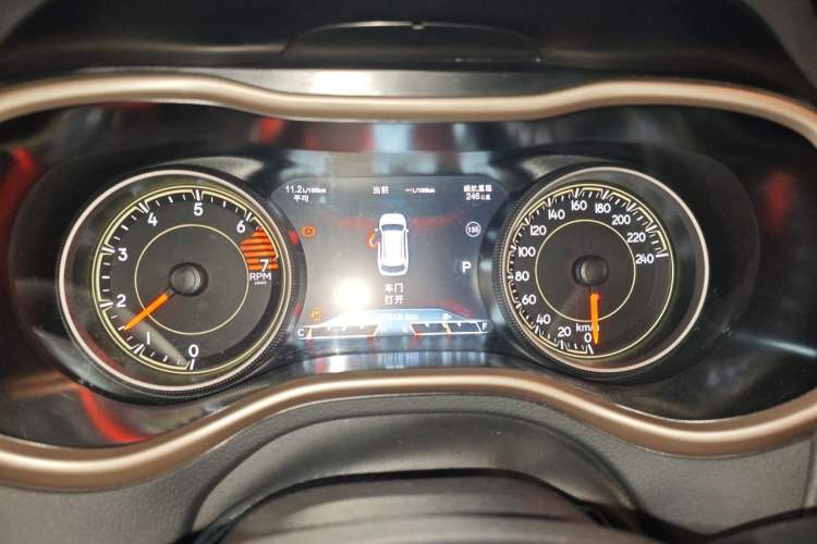 Used Jeep Cherokee 2016 2.4L 75th Anniversary Edition Instrument Cluster