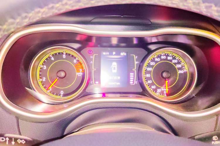 Used Jeep Cherokee 2016 2.4L Professional Edition Instrument Cluster