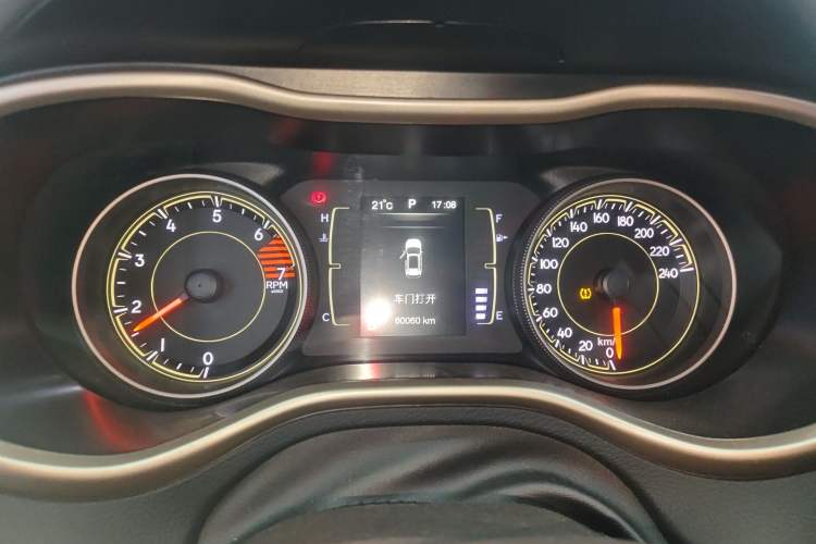 Used Jeep Cherokee 2016 2.4L Leading Edition Instrument Cluster