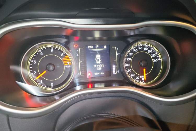 Used Jeep Cherokee 2016 2.4L Professional Edition Instrument Cluster