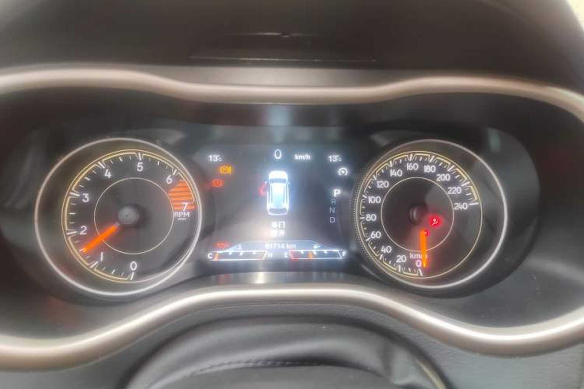 Used Jeep Cherokee 2016 2.0L Superior Edition Instrument Cluster