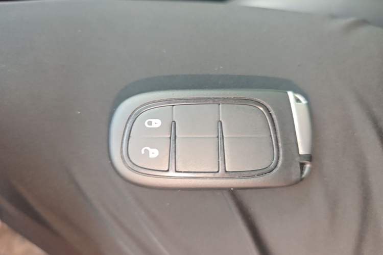 Used Jeep Cherokee 2016 2.4L Leading Edition Interior 1