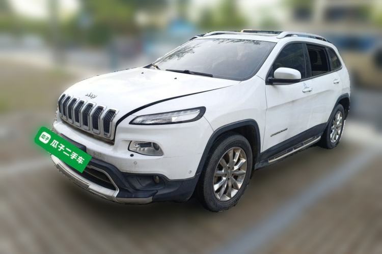 Used Jeep Cherokee 2016 2.4L All-in-One Edition Guazi used car, China used car export, Used car for sale, Used cars, Cheapest cars for sale