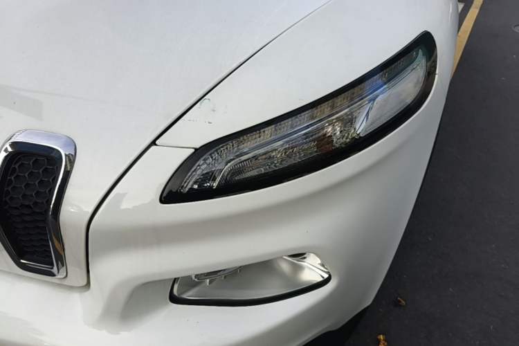 Used Jeep Cherokee 2016 2.0L Superior Edition Left Front Headlight