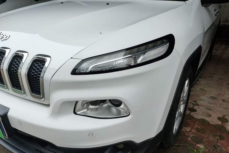 Used Jeep Cherokee 2016 2.0L Leading Edition Left Front Headlight