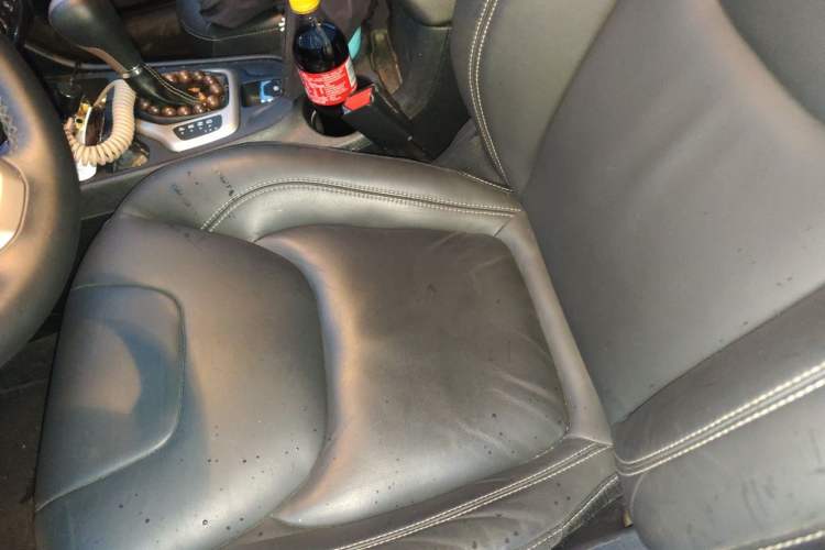 Used Jeep Cherokee 2016 2.4L Leading Edition Left Front Seat
