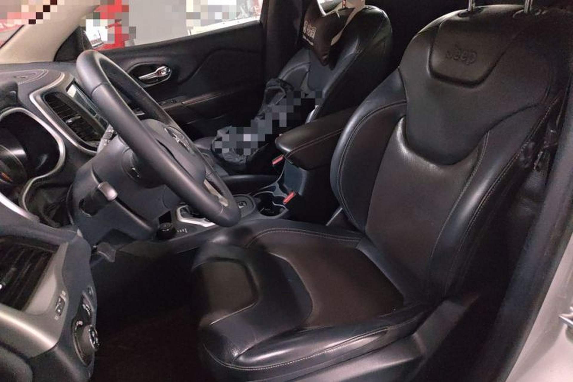 Used Jeep Cherokee 2016 2.4L All-in-One Edition Left Front Seat