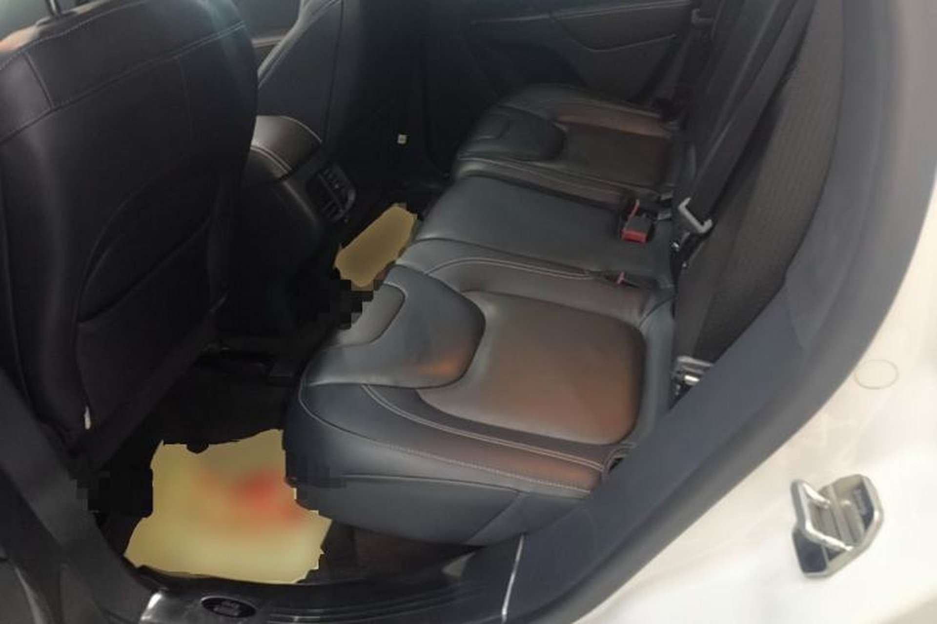 Used Jeep Cherokee 2016 2.4L Leading Edition Left Rear Seat
