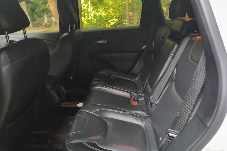 Used Jeep Cherokee 2016 2.4L Professional Smart Version Left Rear Seat