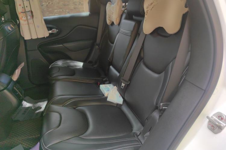 Used Jeep Cherokee 2016 2.0L Leading Edition Left Rear Seat