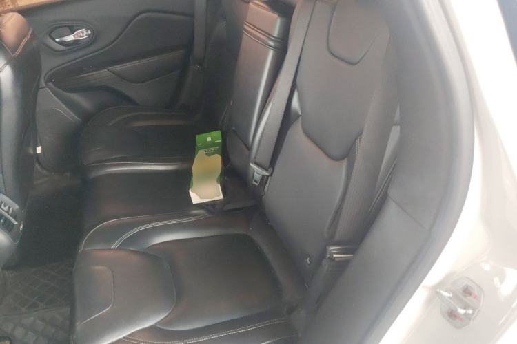 Used Jeep Cherokee 2016 2.4L Leading Edition Left Rear Seat