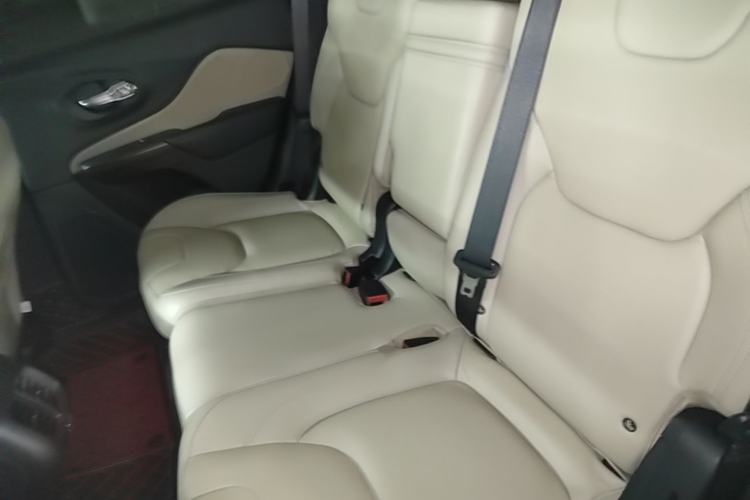 Used Jeep Cherokee 2016 2.0L Superior Edition Left Rear Seat