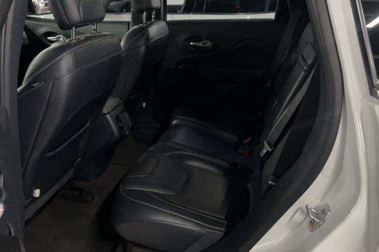 Used Jeep Cherokee 2016 2.4L Leading Edition Left Rear Seat