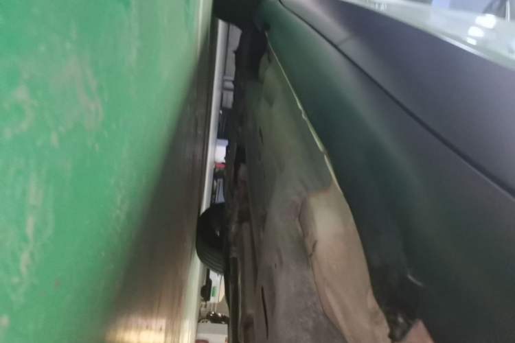 Used Jeep Cherokee 2016 2.0L Superior Edition Left Side Sill