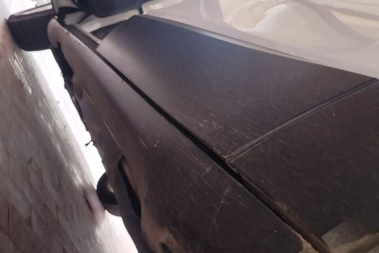 Used Jeep Cherokee 2016 2.0L Superior Edition Left Side Sill