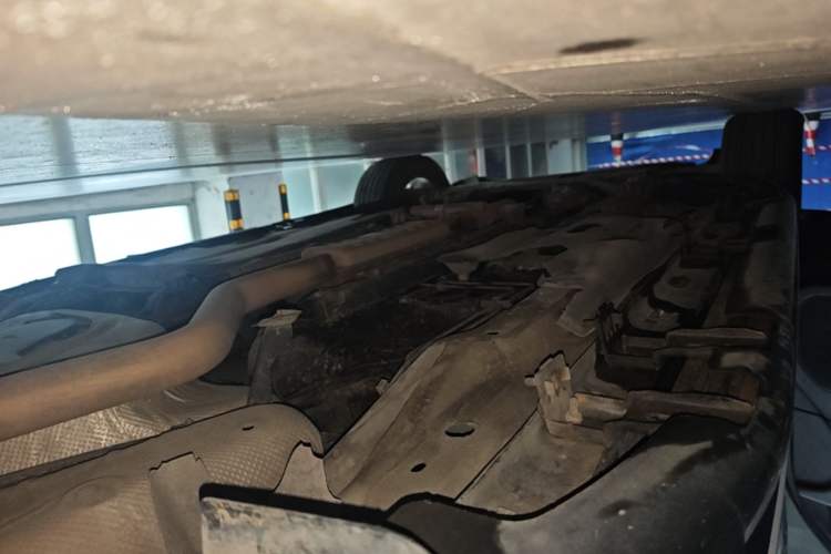 Used Jeep Cherokee 2016 2.0L Superior Edition Left Side Sill