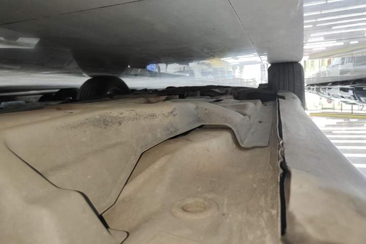 Used Jeep Cherokee 2016 2.4L Leading Edition Left Side Sill