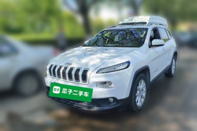 Used Jeep Cherokee 2016 2.0L Superior Edition