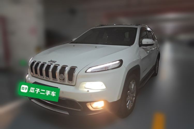Ojetý Jeep Cherokee 2016 2.4L Superior Edition Guazi used car, China used car export, Used car for sale, Used  cars, Cheapest cars for sale