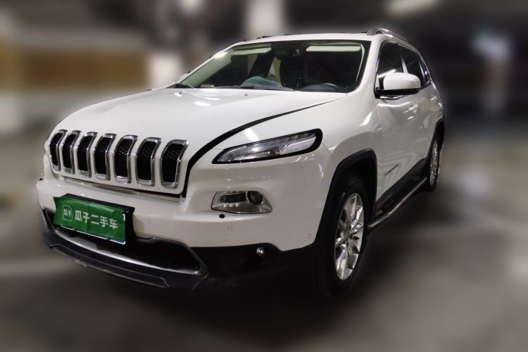 Ojetý Jeep Cherokee 2016 2.4L Superior Edition Guazi used car, China used car export, Used car for sale, Used  cars, Cheapest cars for sale