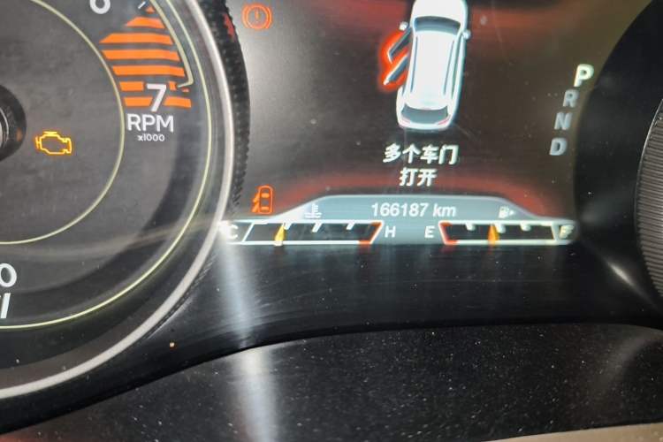 Used Jeep Cherokee 2016 2.4L Professional Smart Version Odometer Close Up