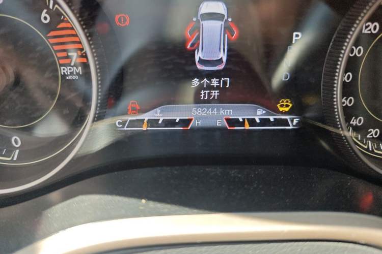 Used Jeep Cherokee 2016 2.4L Professional Smart Version Odometer Close Up
