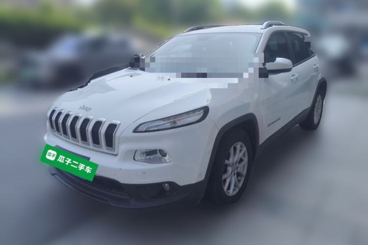 Used Jeep Cherokee 2016 2.4L Leading Edition Guazi used car, China used car export, Used car for sale, Used  cars, Cheapest cars for sale