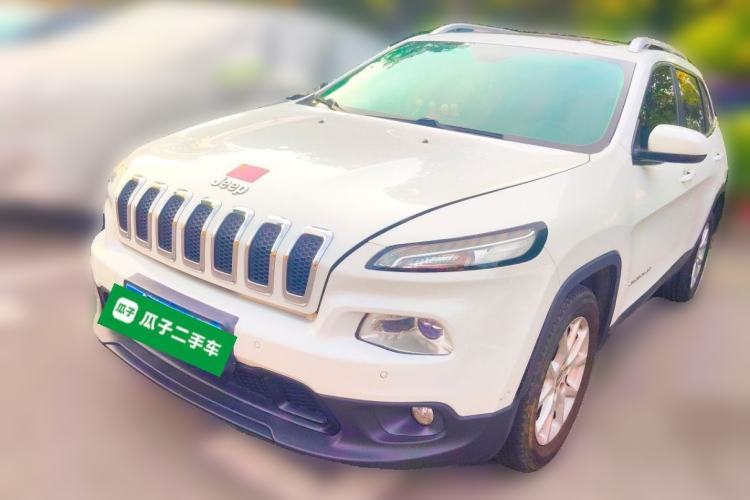 Ojetý Jeep Cherokee 2016 2.4L Leading Smart Version Guazi used car, China used car export, Used car for sale, Used  cars, Cheapest cars for sale