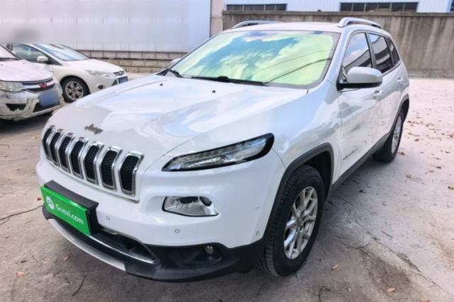 Jeep Cherokee 2016 2.4L Professional Edition usado