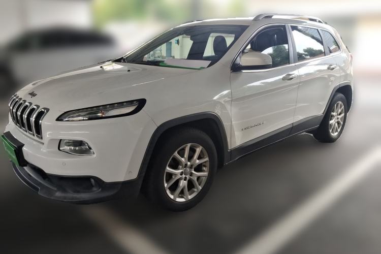 Used Jeep Cherokee 2016 2.0L Superior Edition Guazi used car, China used car export, Used car for sale, Used  cars, Cheapest cars for sale