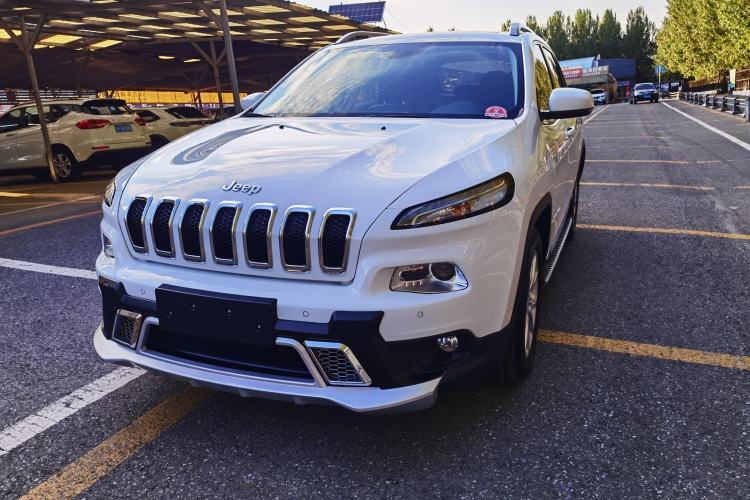 Used Jeep Cherokee 2016 2.4L Leading Smart Version Guazi used car, China used car export, Used car for sale, Used  cars, Cheapest cars for sale
