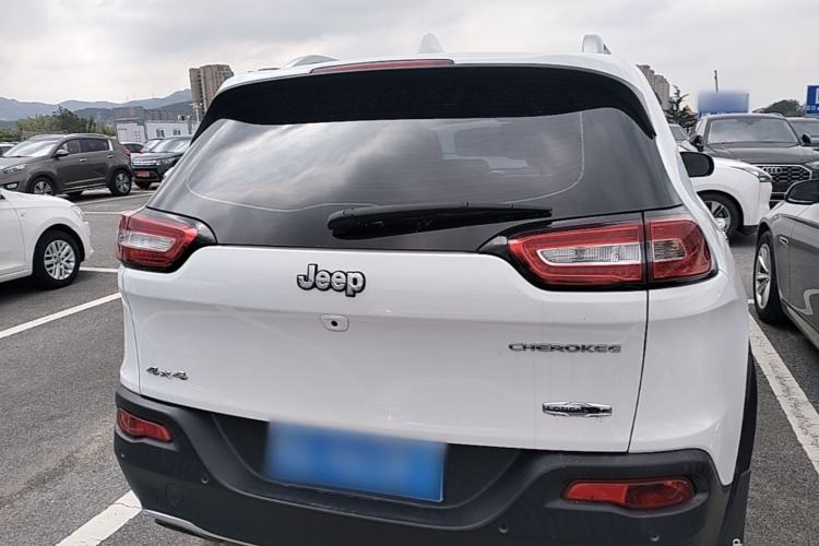 Used Jeep Cherokee 2016 2.4L Professional Smart Version Rear