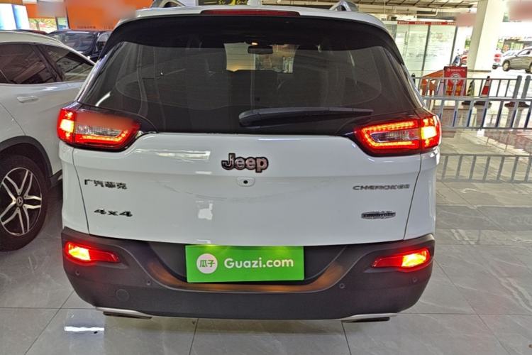 Used Jeep Cherokee 2016 2.4L Professional Smart Version Rear