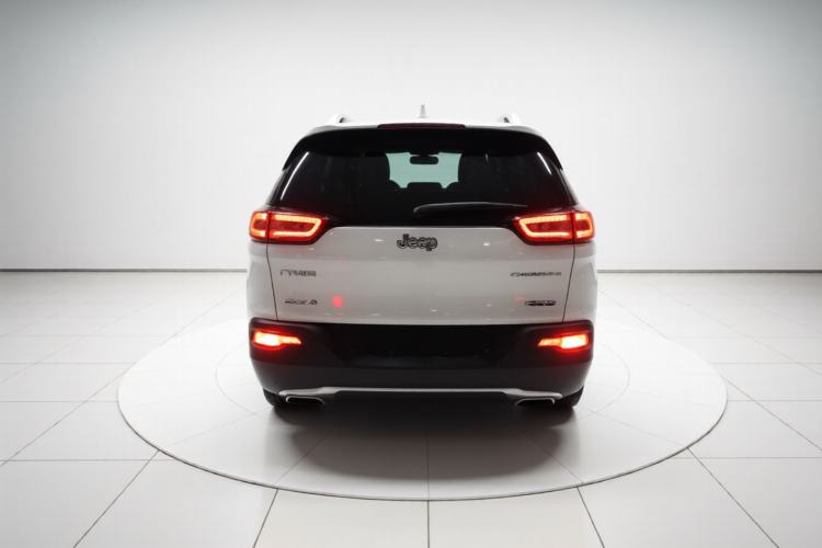 Used Jeep Cherokee 2016 2.4L Professional Edition Rear