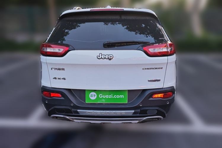 Used Jeep Cherokee 2016 2.4L Leading Edition Rear