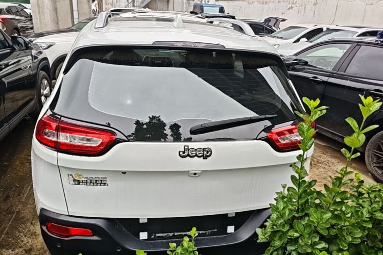 Used Jeep Cherokee 2016 2.4L Professional Smart Version Rear